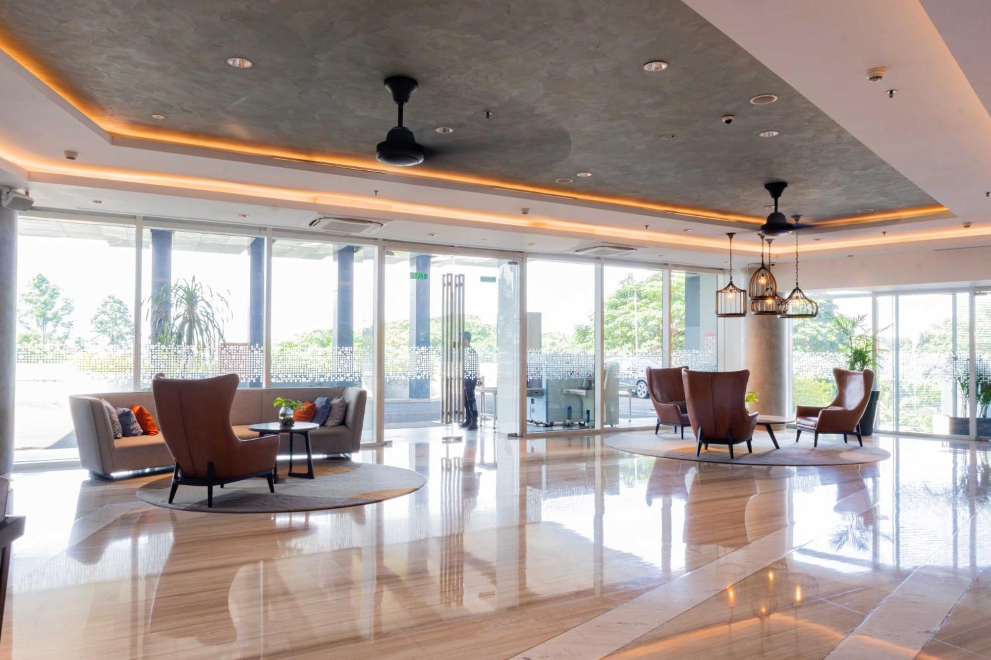 Harris Suites Puri Mansion Jakarta Buitenkant foto